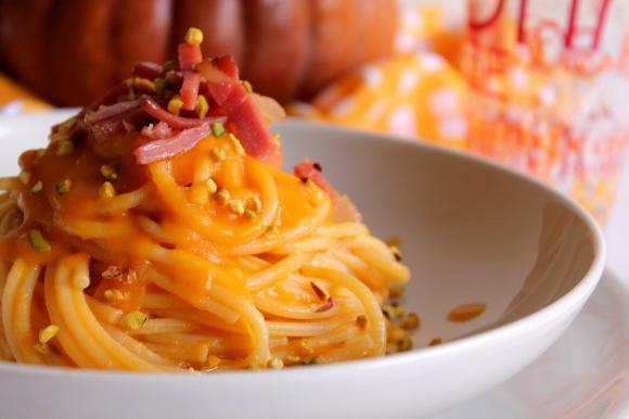 Ricetta: Pasta con crema di zucca e speck - Hotel Germania